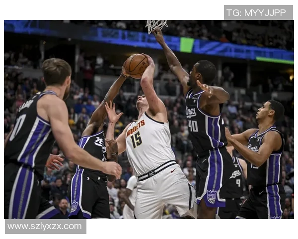 首尔与仁川足球赛激战正酣球迷热情高涨期待精彩对决